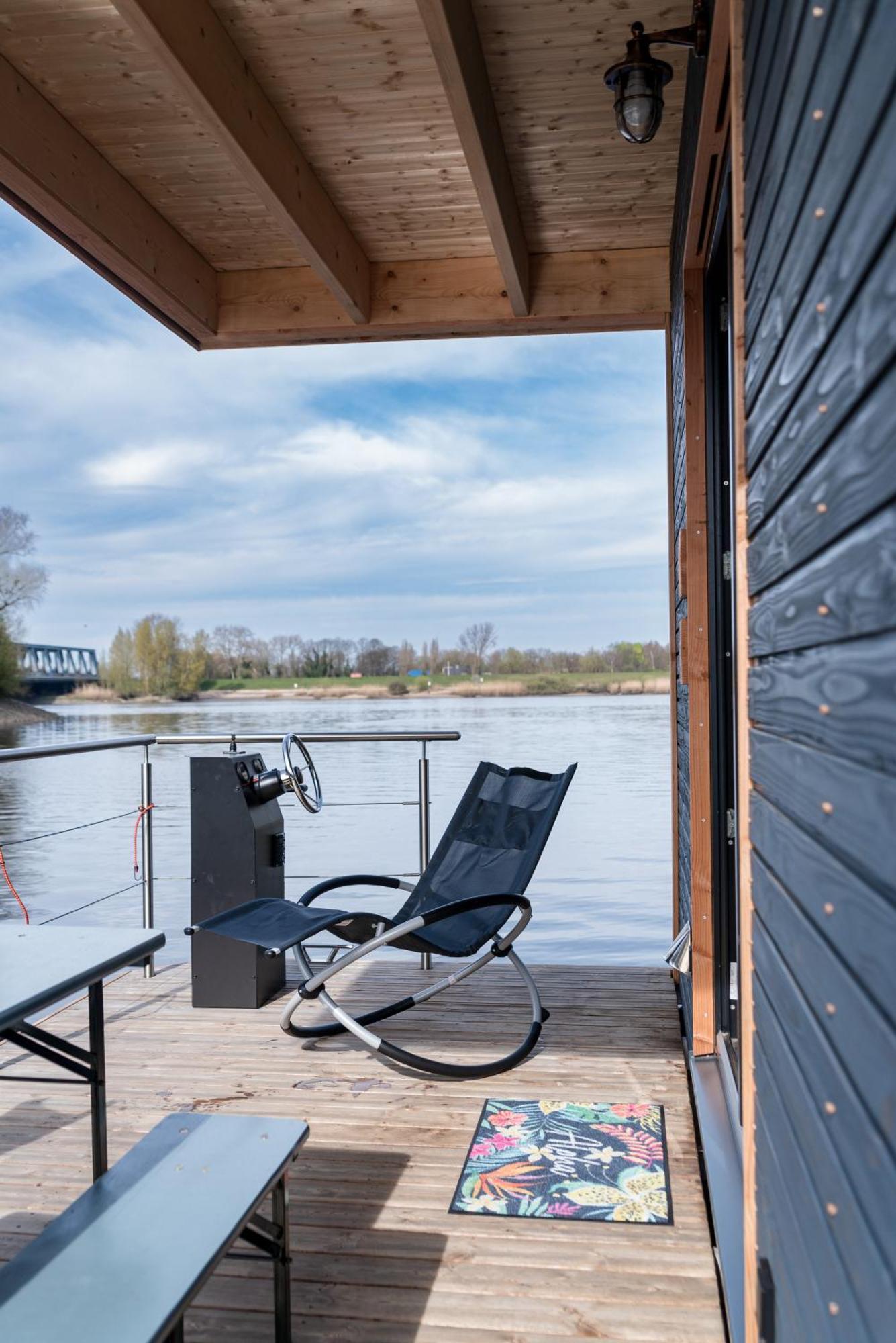 Komfort-Hausboot Diva Mit Kamin Hamburg-Harburg Buitenkant foto