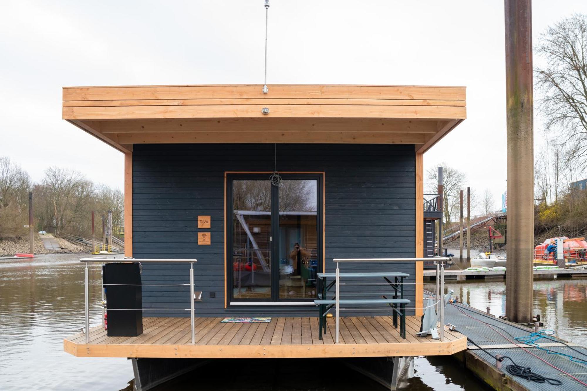 Komfort-Hausboot Diva Mit Kamin Hamburg-Harburg Buitenkant foto